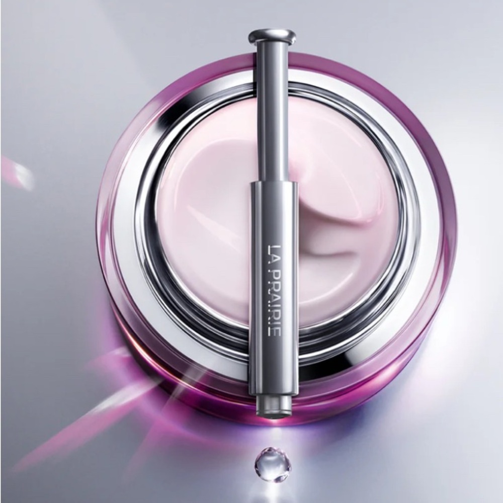 Platinum Rare Haute-Rejuvenation Mask
La Prairie NEW IN BOX - Picture 2 of 9